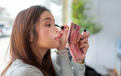 Makeup and Dry Eye: What to Know for Healthier Eyes